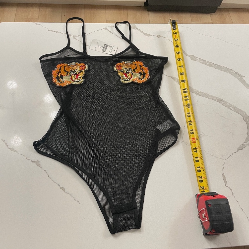 Due of the Tiger bodysuit size Medium
